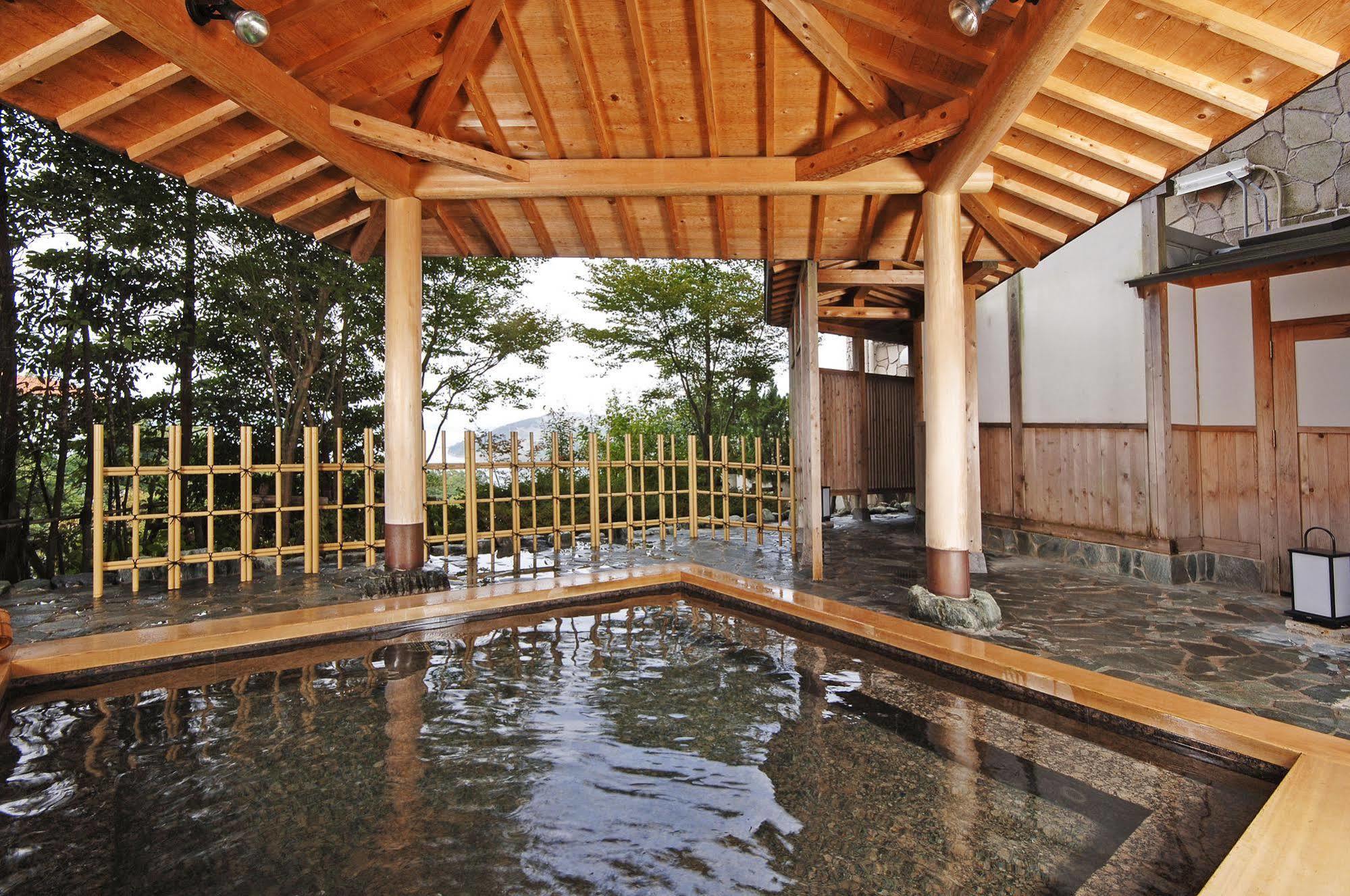 Izumigo Hotel Altia Toba Buitenkant foto